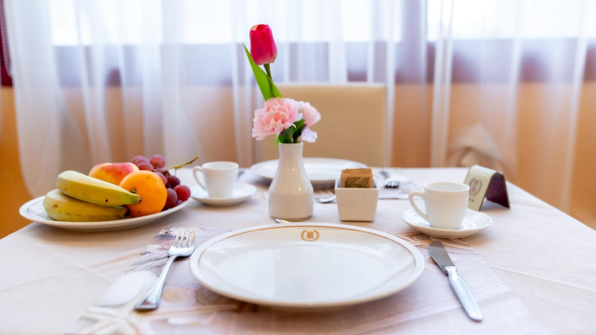 Hotel Nobel リミニ エクステリア 写真